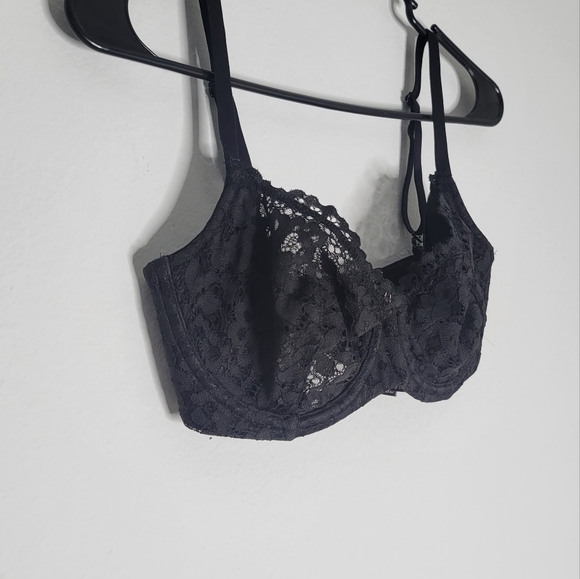 Victoria's Secret Bra 32DDD - Picture 2 of 8